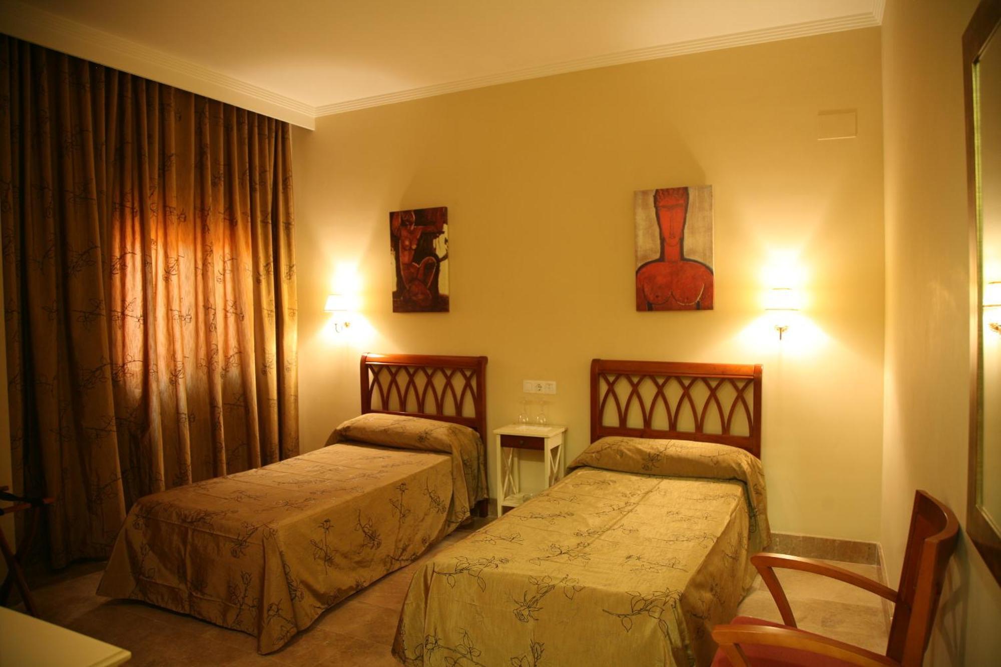 Hotel Torre Del Oro La Rinconada Luaran gambar
