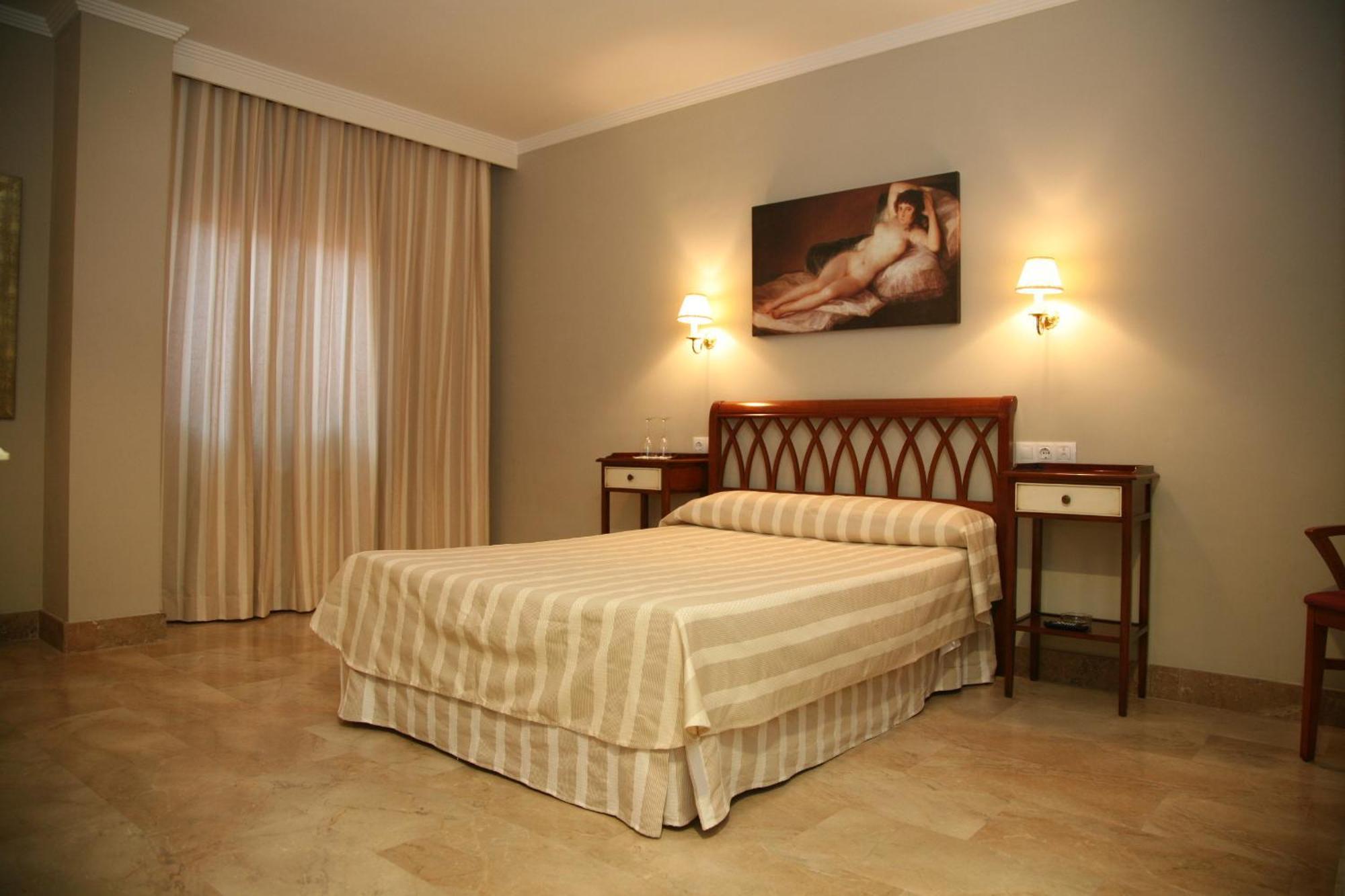 Hotel Torre Del Oro La Rinconada Luaran gambar